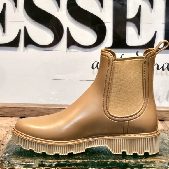 Igor Chloe MC Ankle Tan Chelsea Wellies Wmns Sz US 7 | EU 37 - Picture 3 of 12